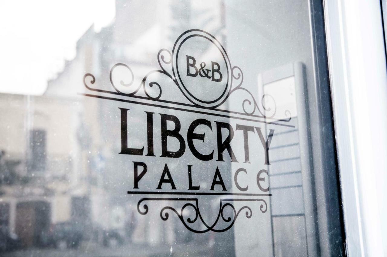 Liberty Palace 밀라초 외부 사진
