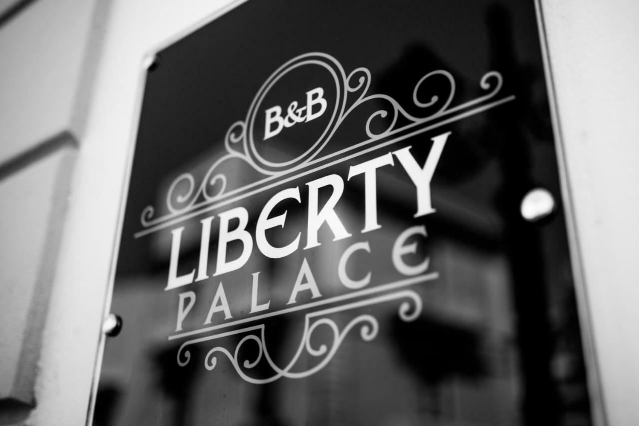 Liberty Palace 밀라초 외부 사진